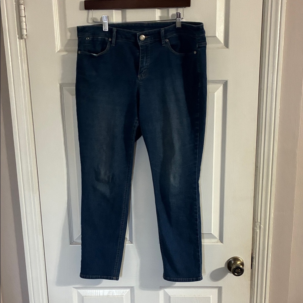 Christopher & Banks petite Classic Blue Women's Jeans 💙